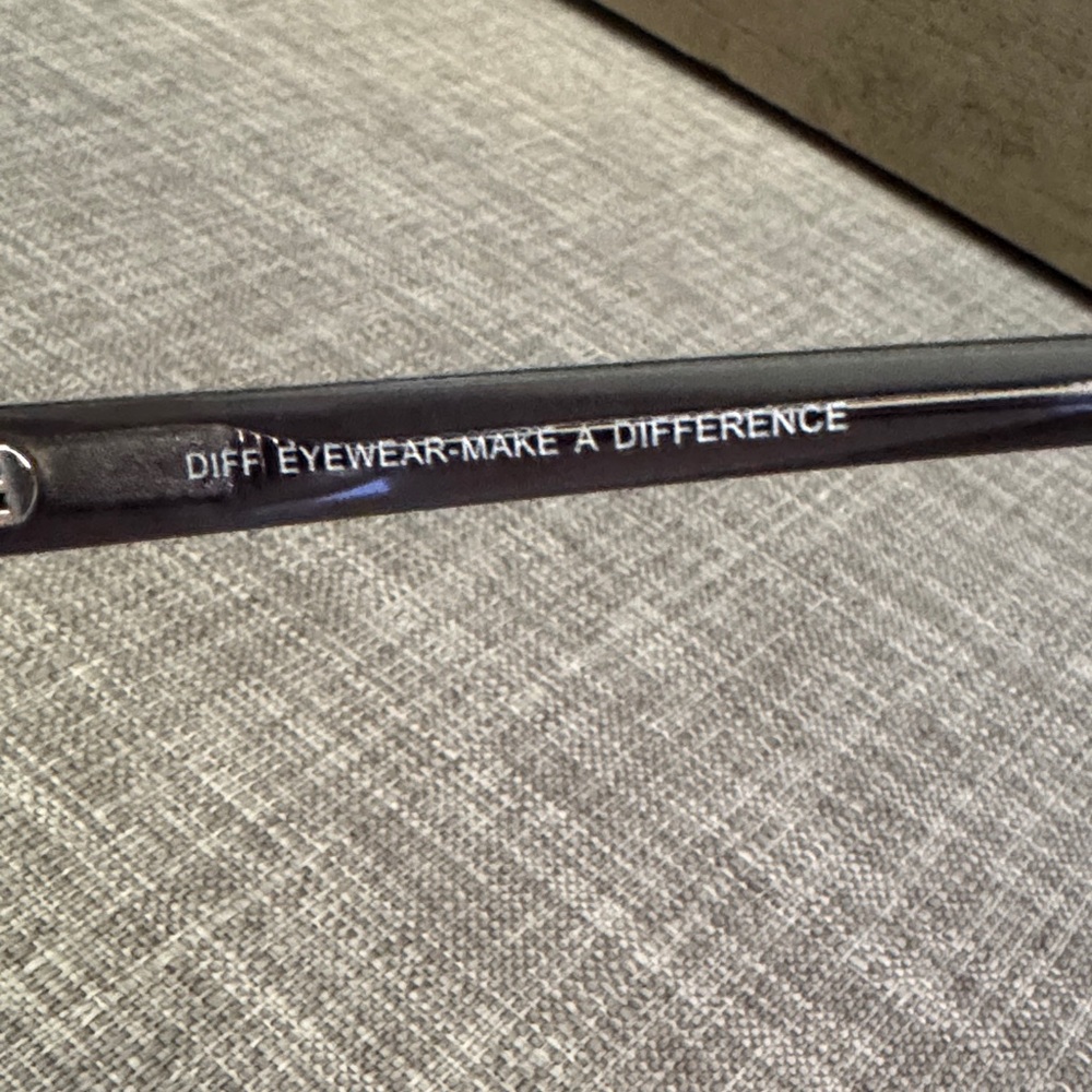 Diff Eyewear Dark Grey Ryder Translucent Sunglass… - image 3